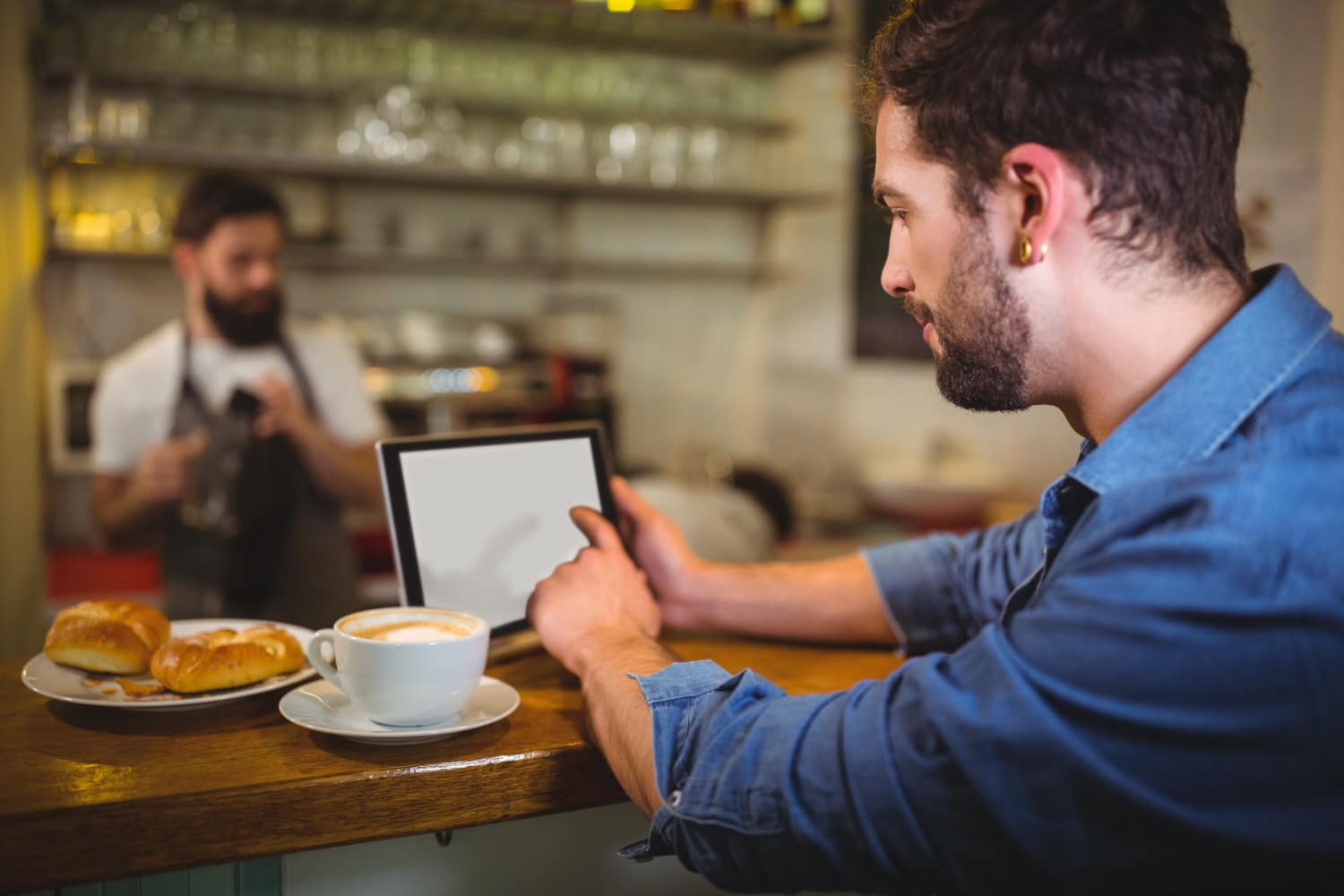 Streamlining Technology: The Role of Software in Modern Restaurant Dining