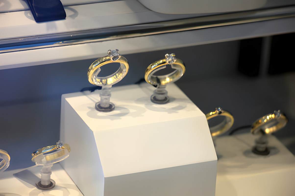 Crafting Elegance: The Art Of Personalized Jewelry With 3D printing technology